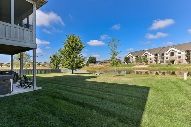 703 N Fox Hill Circle, Nixa, MO 65714