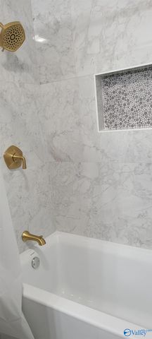 4830 Kyle Lane NW, Huntsville, AL 35810