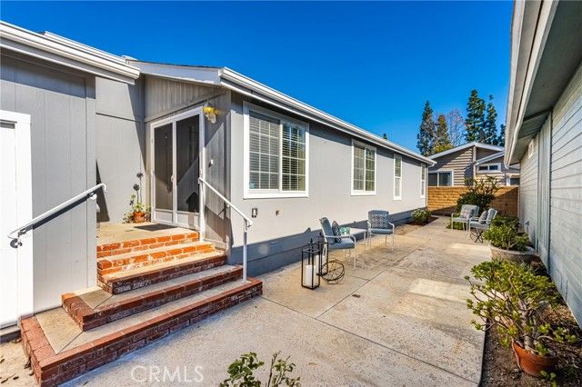 2621 Forest Lake, Santa Ana, CA 92705