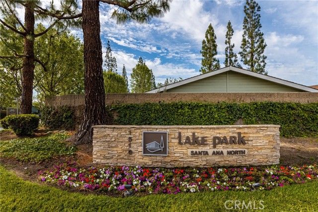 2621 Forest Lake, Santa Ana, CA 92705