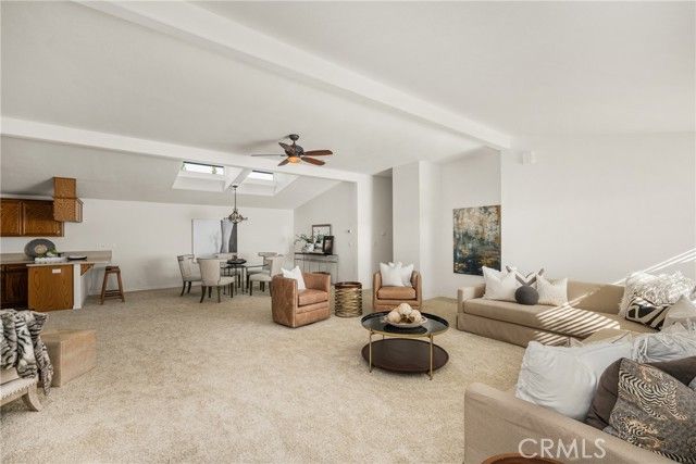 2621 Forest Lake, Santa Ana, CA 92705