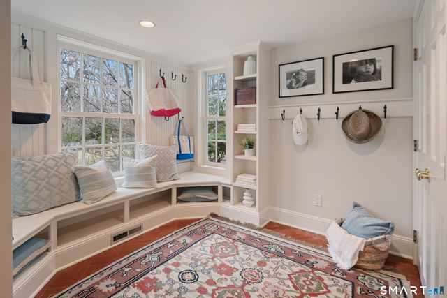 6 Cloudy Lane, Darien, CT 06820