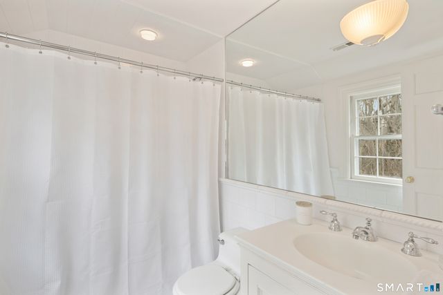 6 Cloudy Lane, Darien, CT 06820