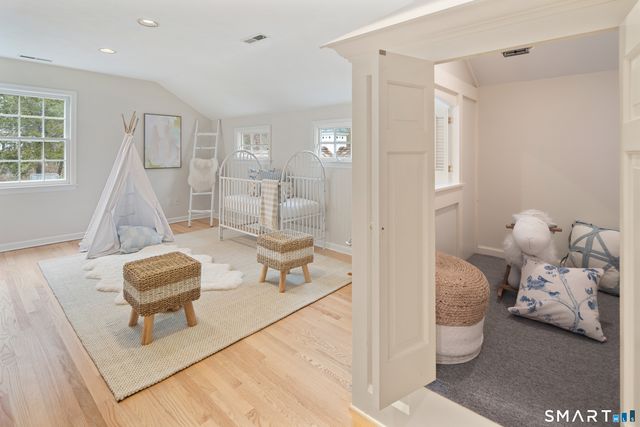 6 Cloudy Lane, Darien, CT 06820