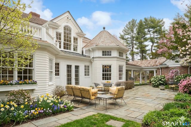 6 Cloudy Lane, Darien, CT 06820