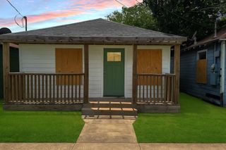 2235 Hutton Street, Houston, TX 77026
