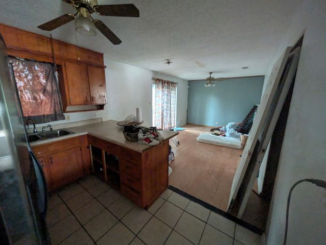 311 Arthur Drive, Kennedale, TX 76060