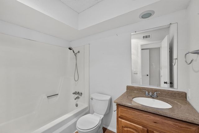 7432 E Northwest Highway 112, Dallas, TX 75231