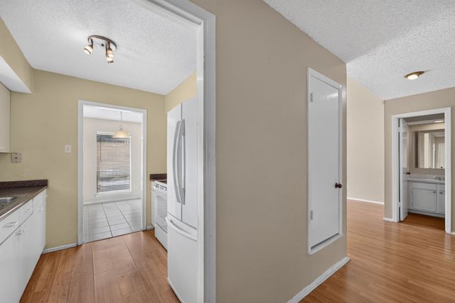 7432 E Northwest Highway 112, Dallas, TX 75231