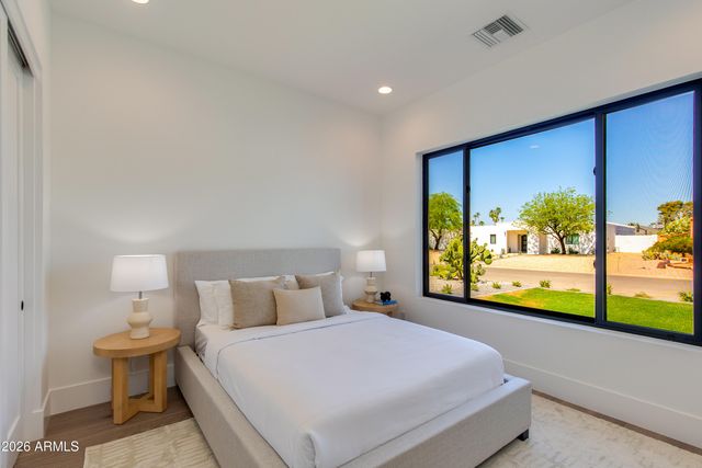 5439 E Bloomfield Road, Scottsdale, AZ 85254