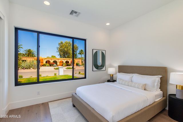 5439 E Bloomfield Road, Scottsdale, AZ 85254