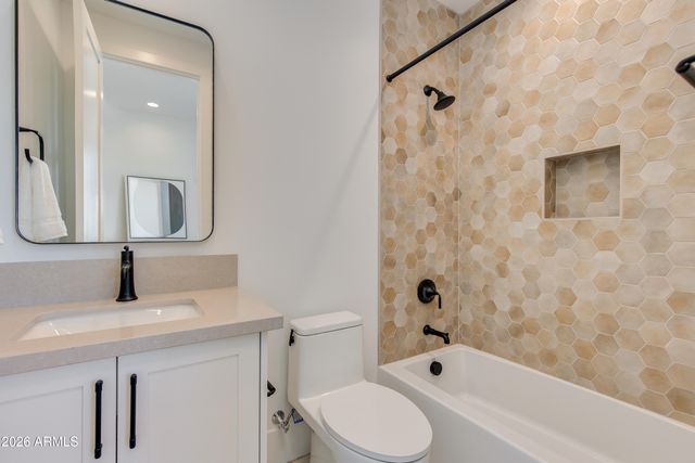 5439 E Bloomfield Road, Scottsdale, AZ 85254