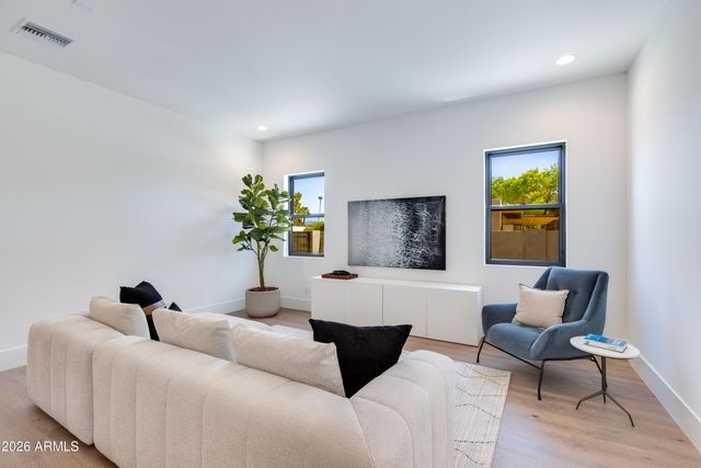 5439 E Bloomfield Road, Scottsdale, AZ 85254