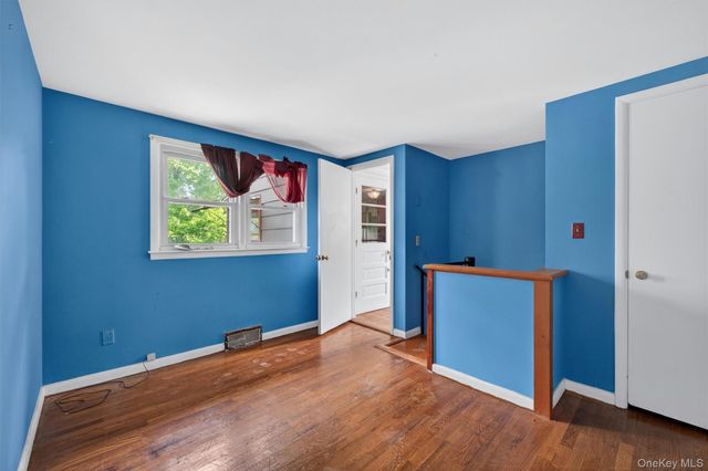 11 Bradley Lane, Walden, NY 12586