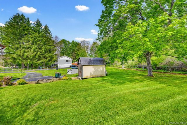 11 Bradley Lane, Walden, NY 12586