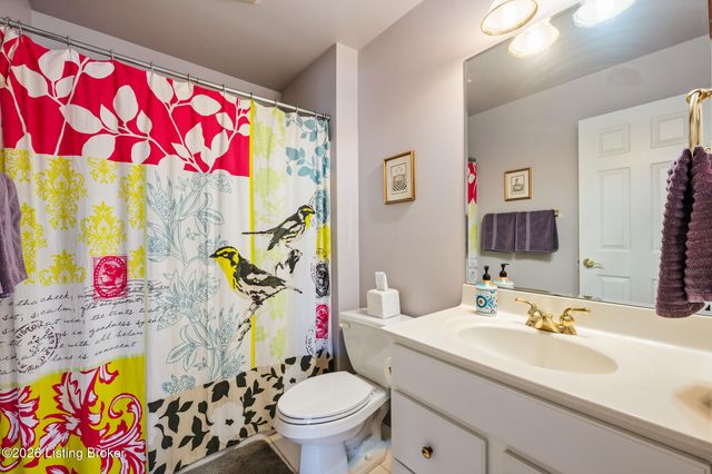 4414 Sycamore Forest Pl, Louisville, KY 40245