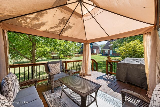 4414 Sycamore Forest Pl, Louisville, KY 40245