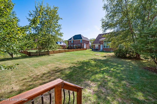 4414 Sycamore Forest Pl, Louisville, KY 40245