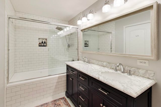 4430 N Magnolia Avenue GS, Chicago, IL 60640