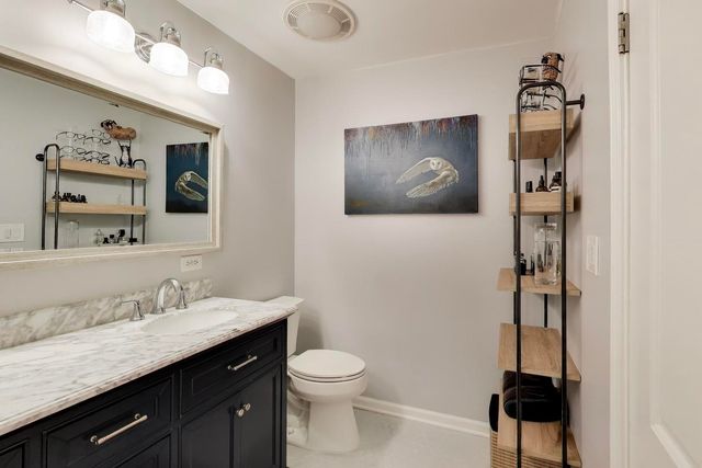 4430 N Magnolia Avenue GS, Chicago, IL 60640