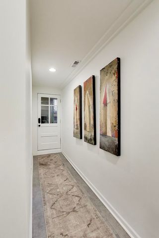 4430 N Magnolia Avenue GS, Chicago, IL 60640