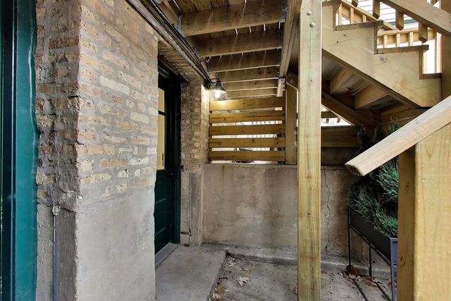 4430 N Magnolia Avenue GS, Chicago, IL 60640