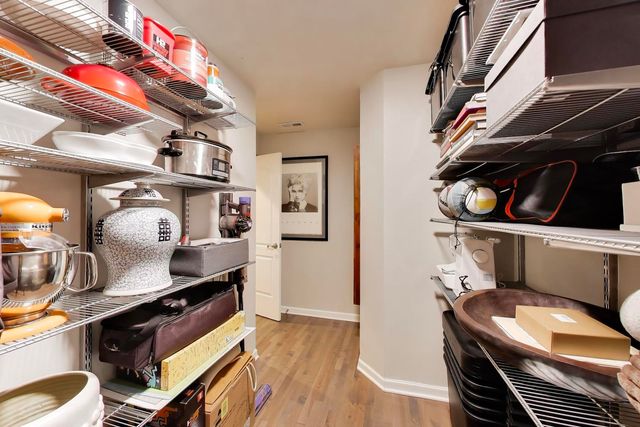 4430 N Magnolia Avenue GS, Chicago, IL 60640