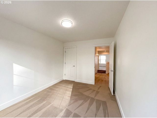 10989 Sw ONEIDA St, Tualatin, OR 97062