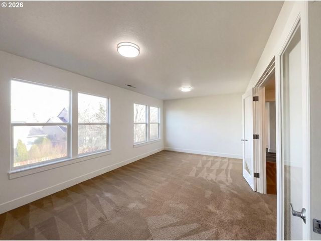 10989 Sw ONEIDA St, Tualatin, OR 97062