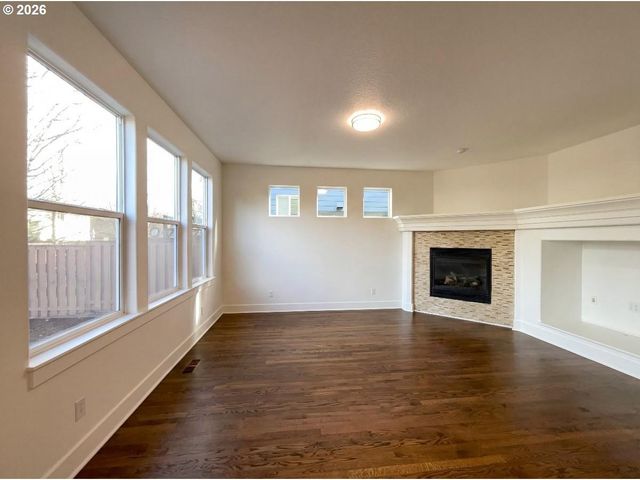 10989 Sw ONEIDA St, Tualatin, OR 97062