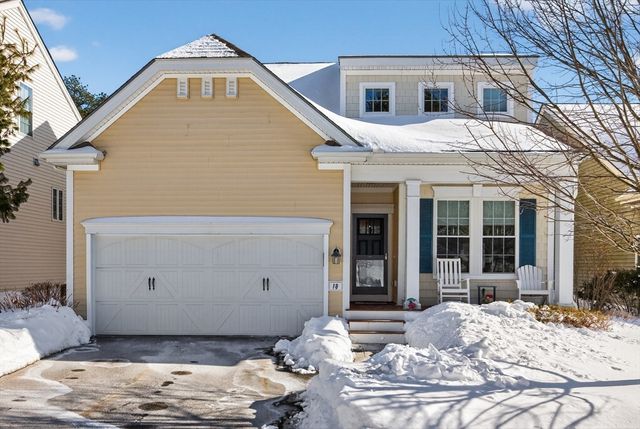 18 Kensington, Plymouth, MA 02360