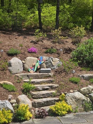 18 Kensington, Plymouth, MA 02360