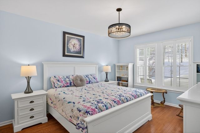 18 Kensington, Plymouth, MA 02360