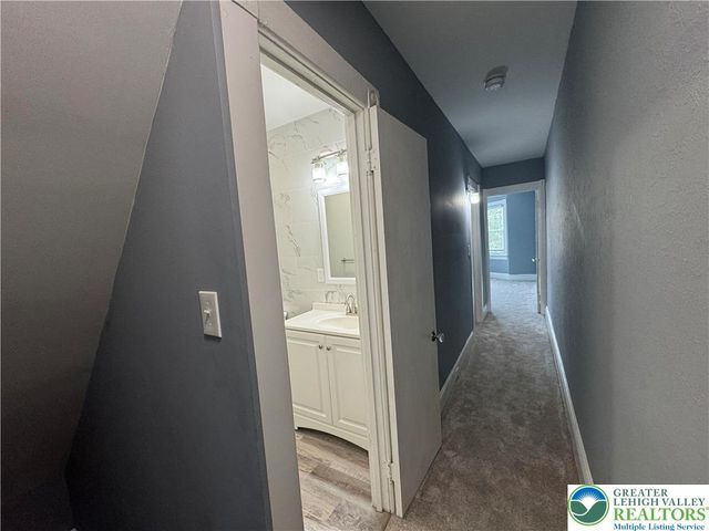 322 Saint John Street, Easton, PA 18042