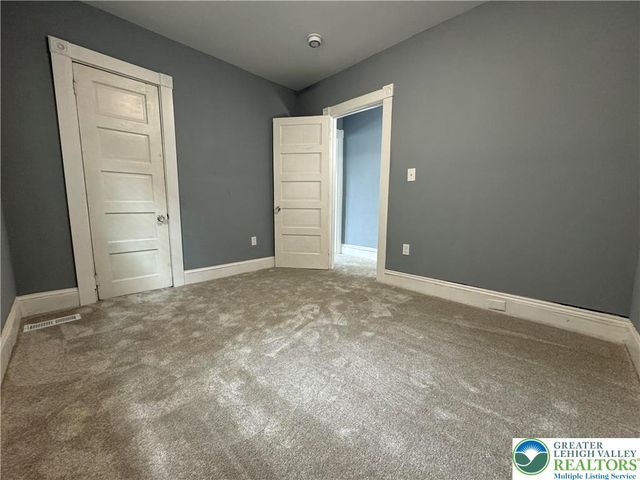 322 Saint John Street, Easton, PA 18042