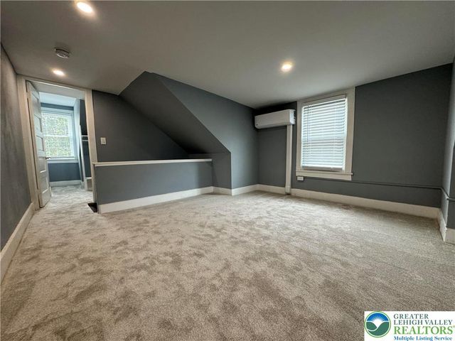 322 Saint John Street, Easton, PA 18042