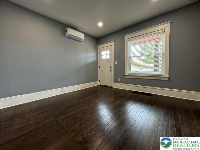 322 Saint John Street, Easton, PA 18042