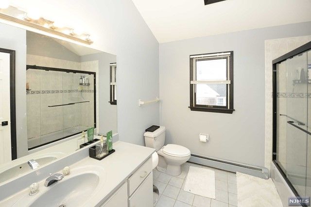 385 Oak Avenue, Maywood, NJ 07607