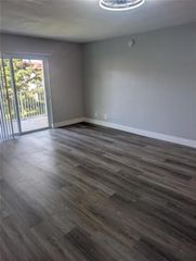 5861 NW 16th Place 307, Sunrise, FL 33313