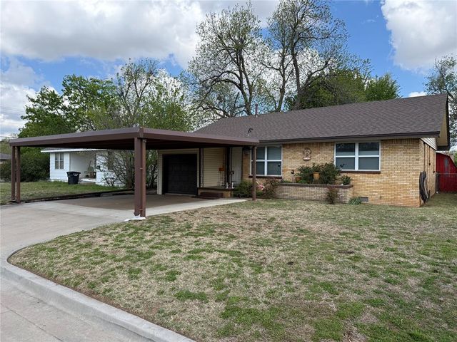 525 SW 2nd Street, Moore, OK 73160