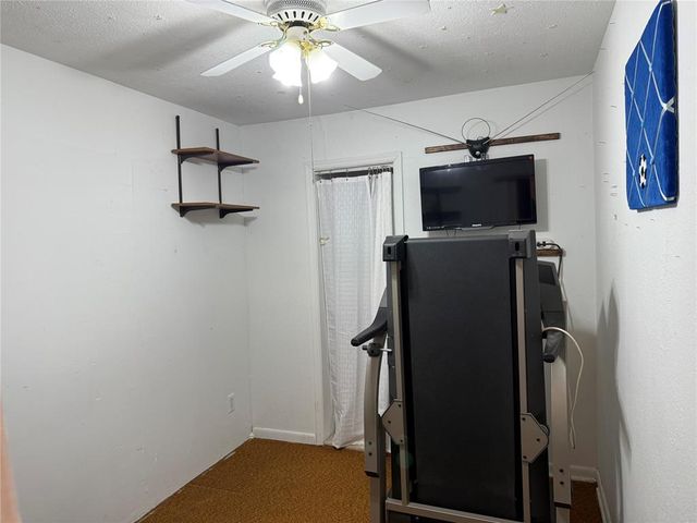 525 SW 2nd Street, Moore, OK 73160