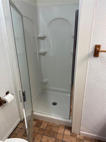 525 SW 2nd Street, Moore, OK 73160