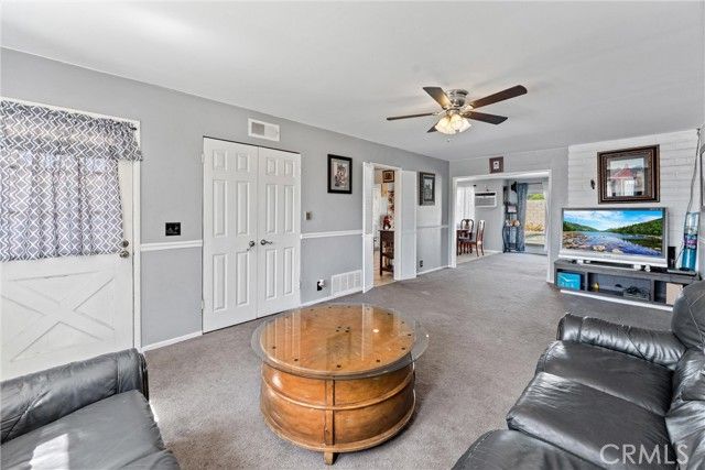 907 E Ghent, Azusa, CA 91702