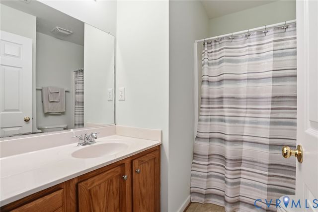 11347 Abbots Cross Ln, Glen Allen, VA 23059