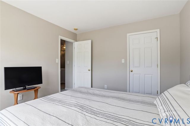 11347 Abbots Cross Ln, Glen Allen, VA 23059