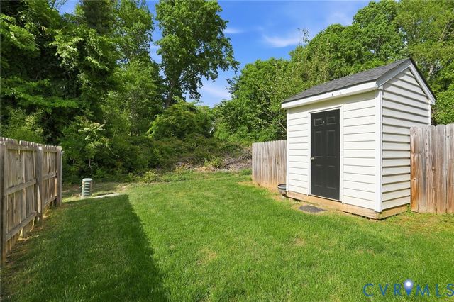11347 Abbots Cross Ln, Glen Allen, VA 23059