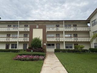 45 Mansfield B 45, Boca Raton, FL 33434