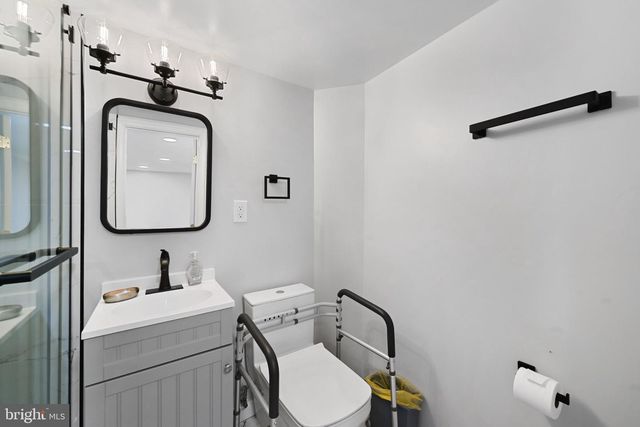 4107 4TH ST NW, Washington, DC 20011