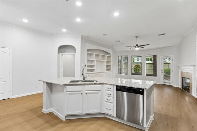 3723 Tidalwood Drive, Manvel, TX 77578