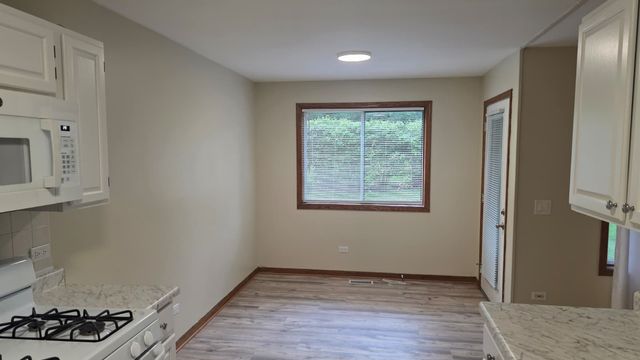 620 Mallard Court D1, Bartlett, IL 60103